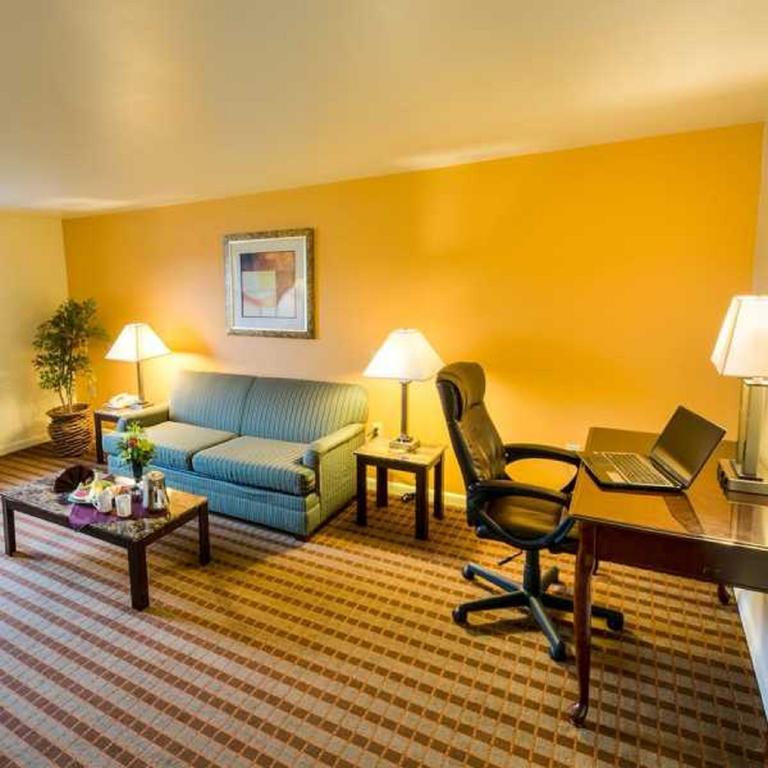 The Inn At Reading Hotel & Conference Center Zewnętrze zdjęcie