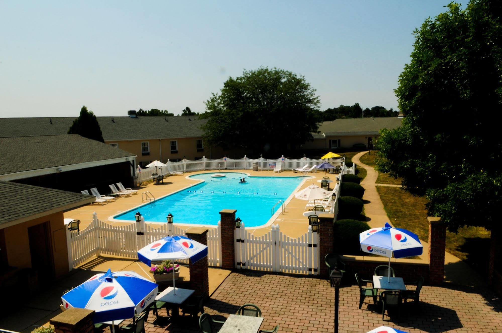 The Inn At Reading Hotel & Conference Center Zewnętrze zdjęcie